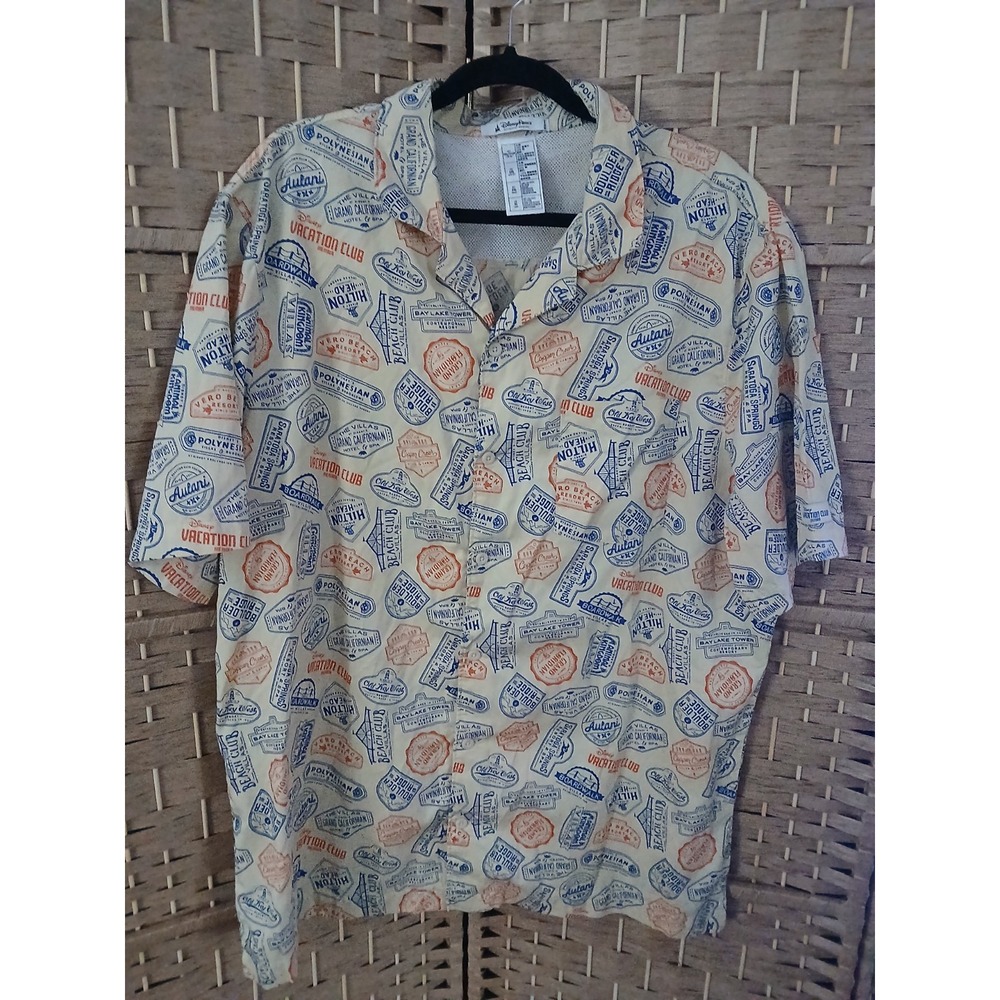 Disney Parks Men's Vacation Club Resort Button-Up Camp Shirt Sz XL AOP